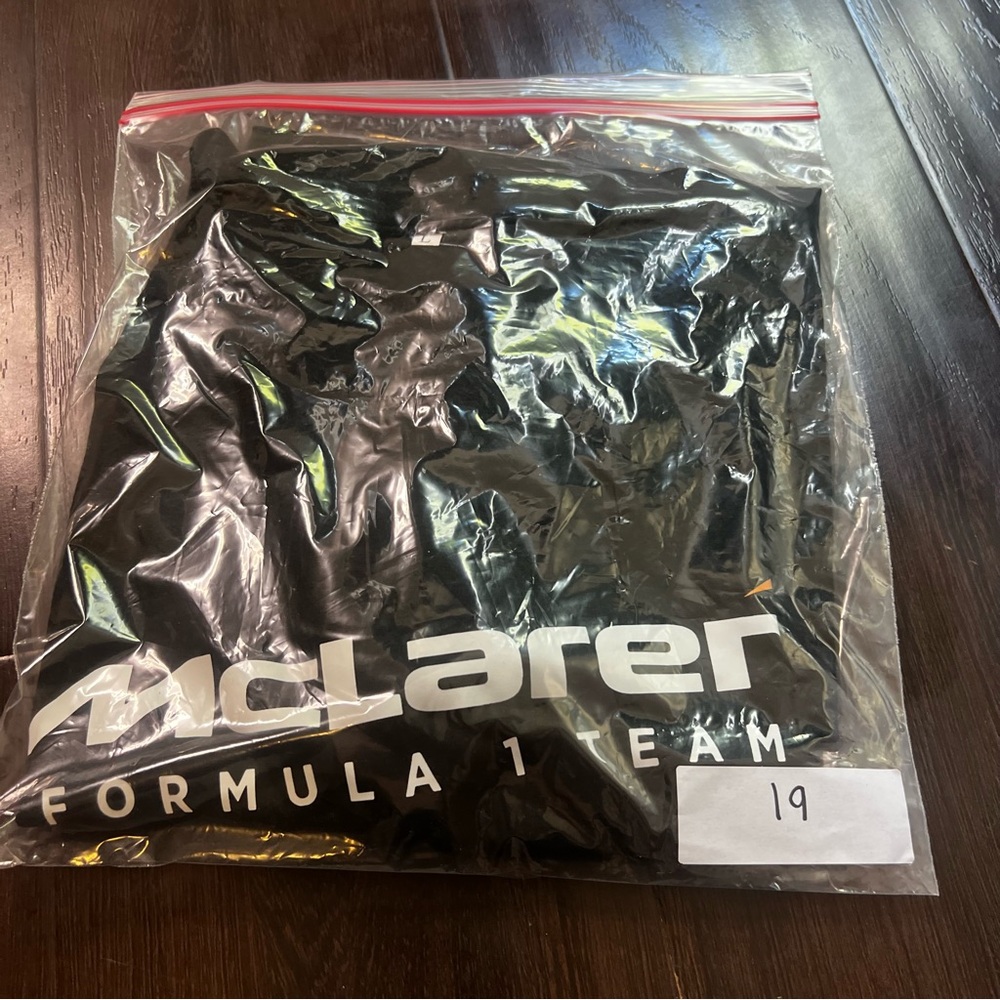 McLaren Tee Racing Team F1
Formula One Lando Norris Men Large Shirt WDC 2025 - Picture 7 of 8